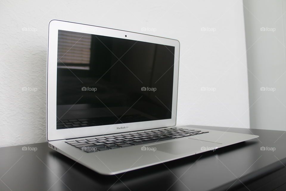 MacBook Air 13-inch 
