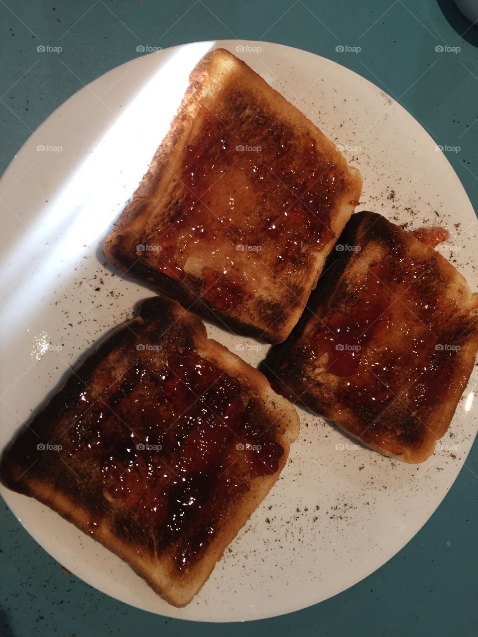 Jam toast