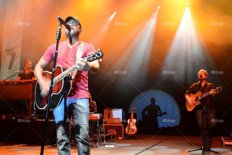 Darius Rucker in concert