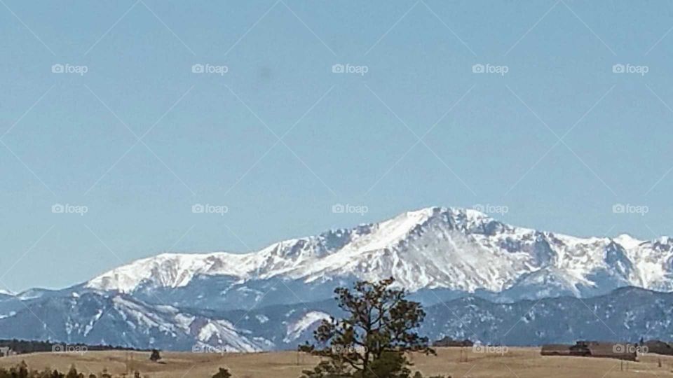 Snowy mountain peaks