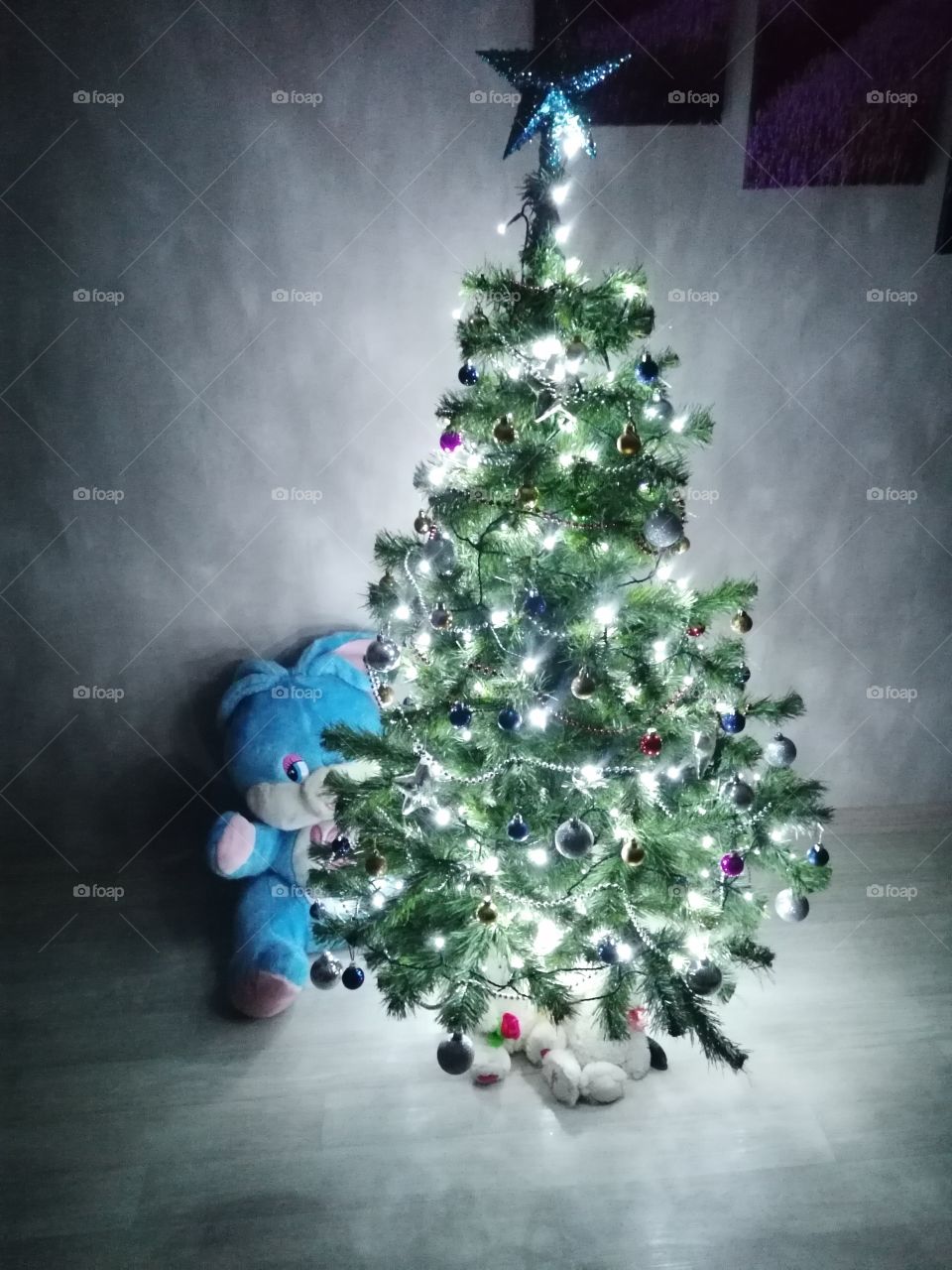 Shining Christmas tree