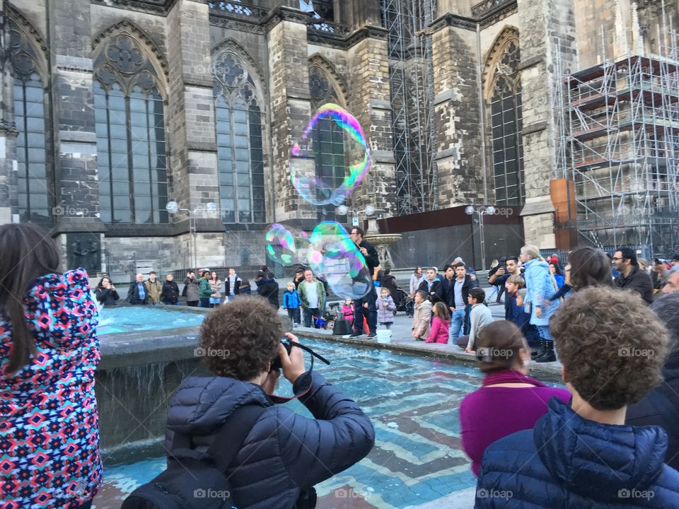 Bubbles make us happy
