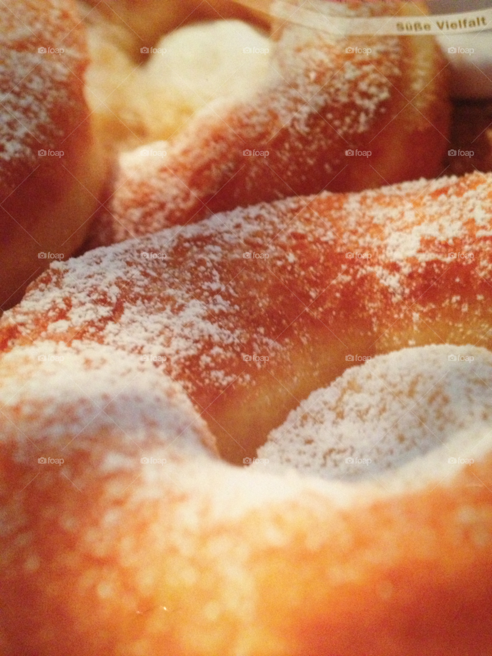 sugar seet krapfen cake by katrink