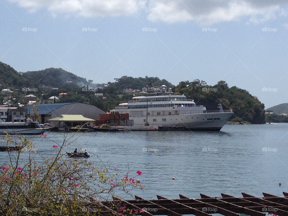 Cruise ship and row boat, Grenada