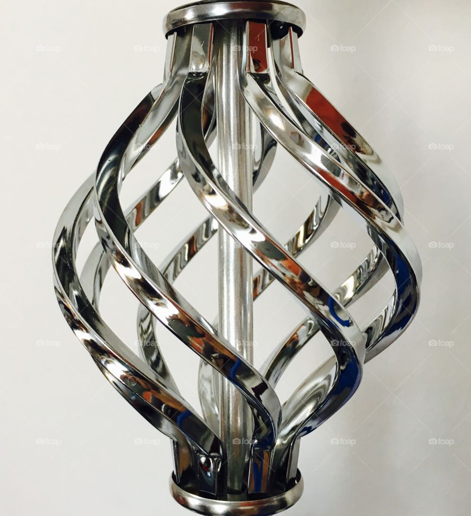 Metallic pattern on hookah