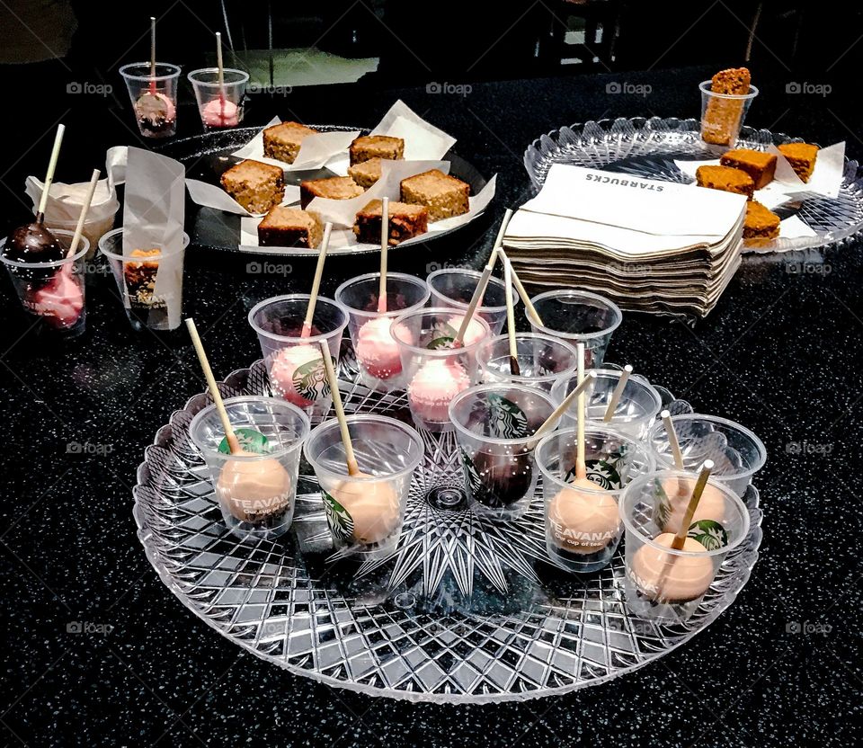 Nighttime Nosh at Starbucks 