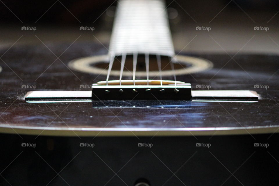 Guitar strings - source of sound