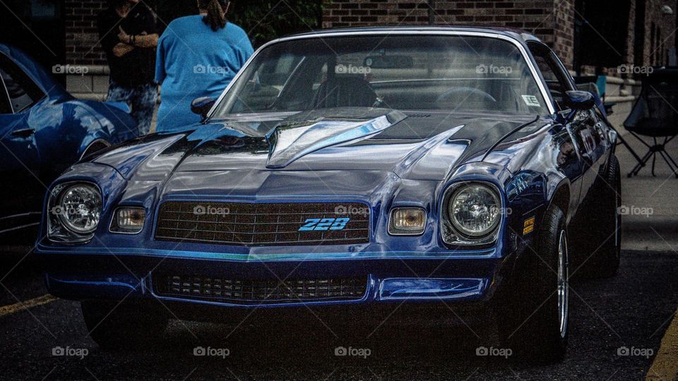 Beautiful car and it’s reflections.