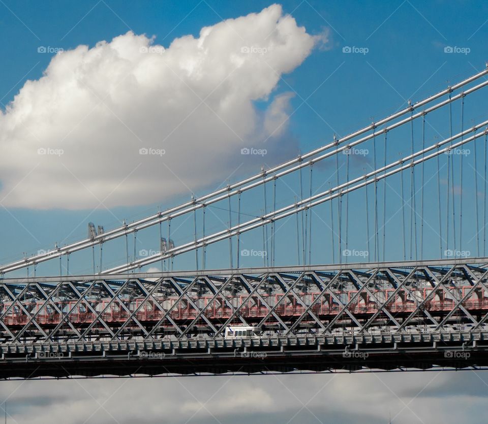 El lechero . Cruzando el puente para llegar a tiempo