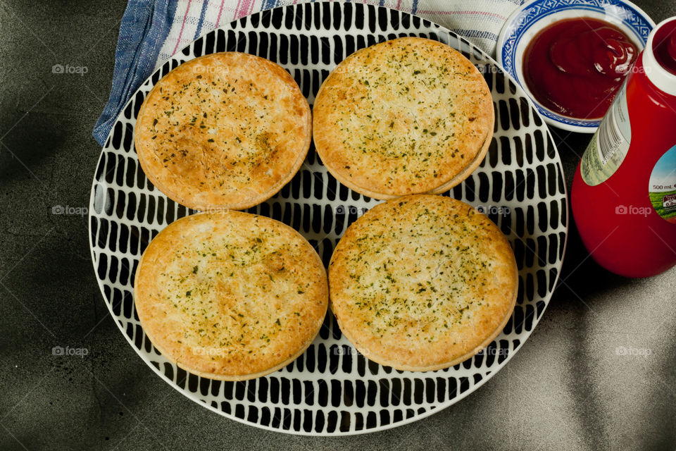 A plate of Meat Pies