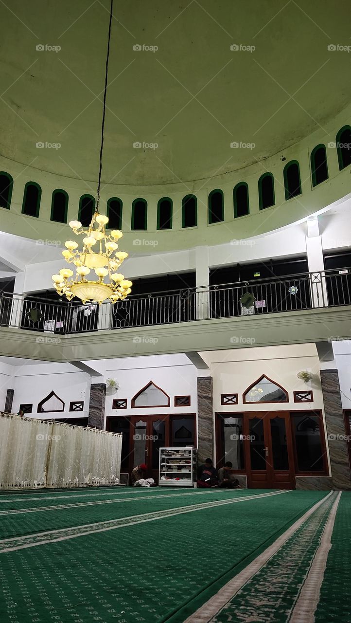 dalam masjid