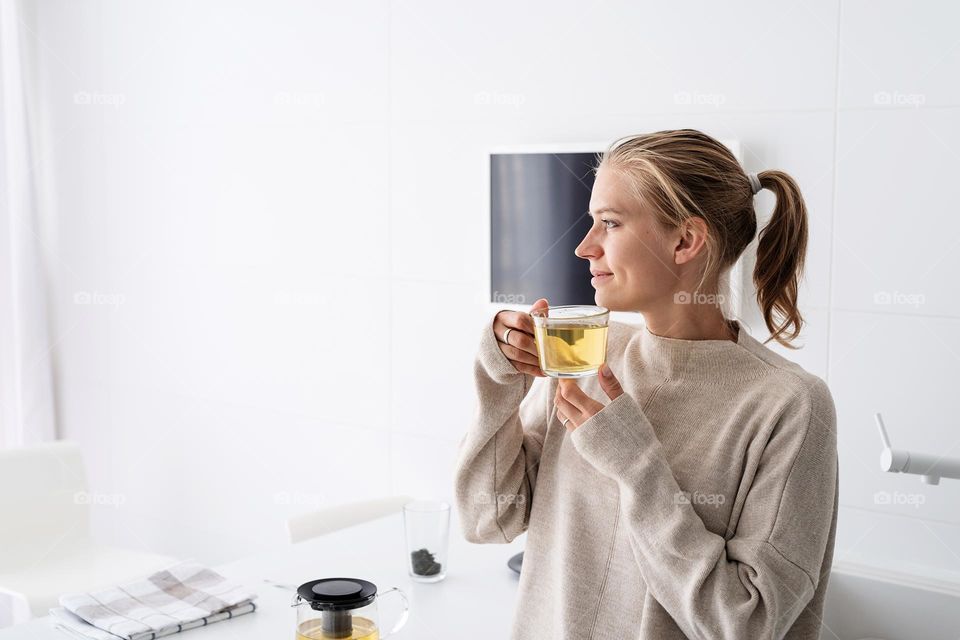 woman drinking tea