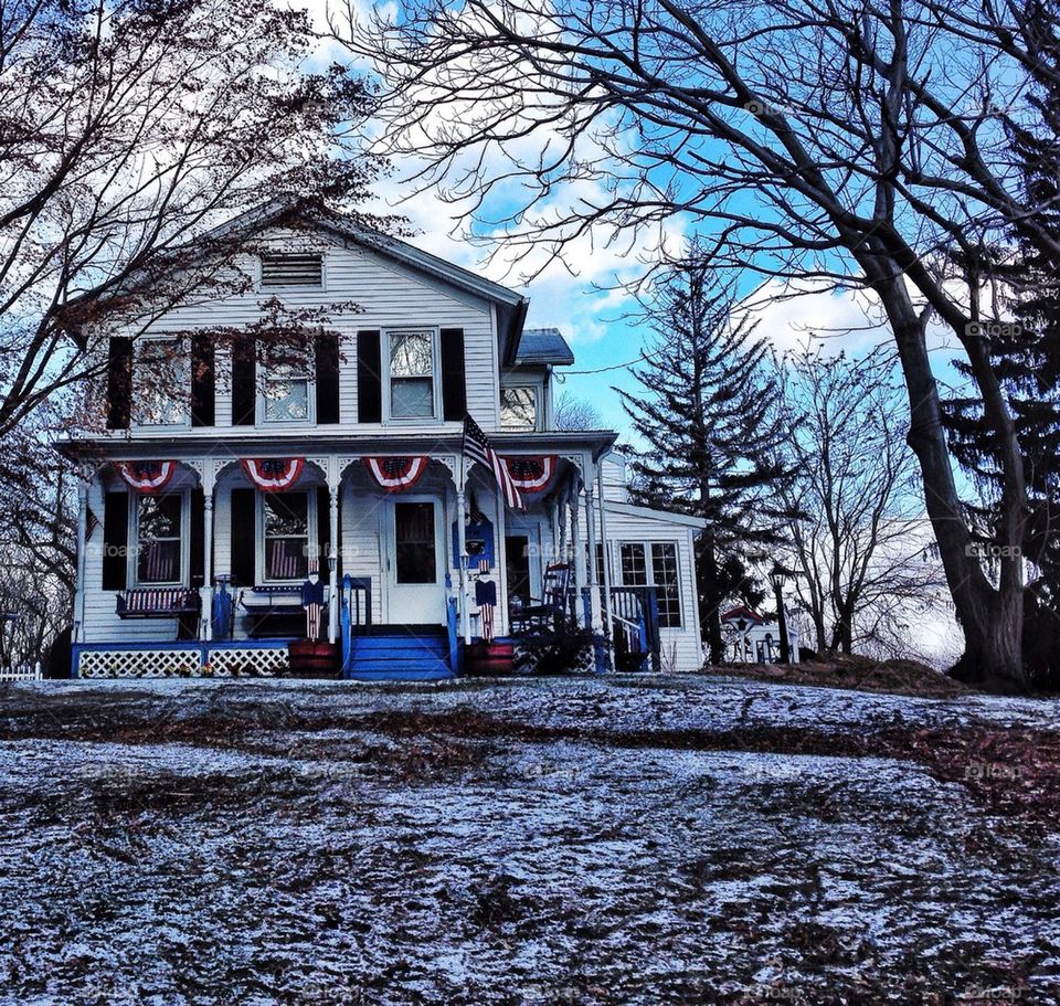 Snowy patriotism 