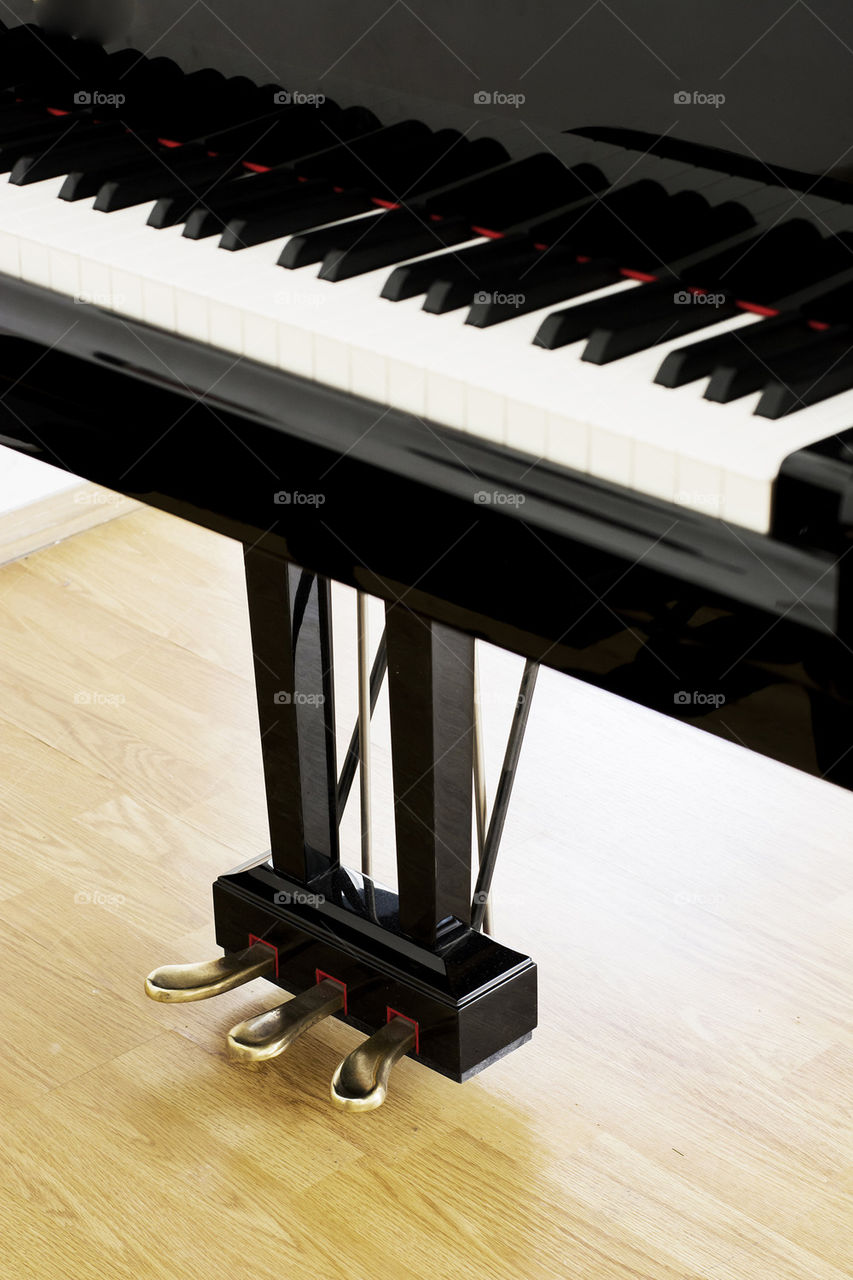 piano pedals