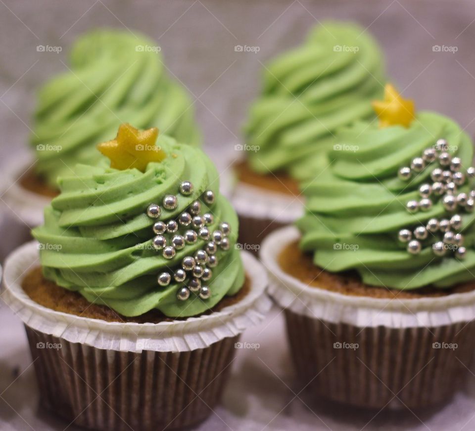 Christmas cupcakes