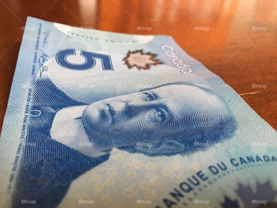 Canadian money 