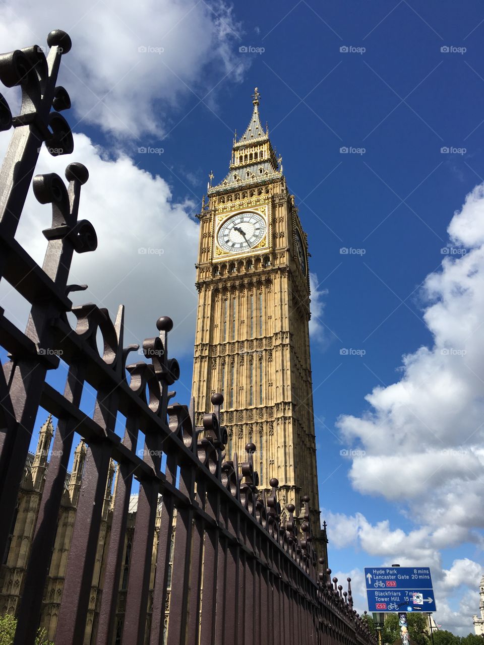 Big Ben on a sunny day.