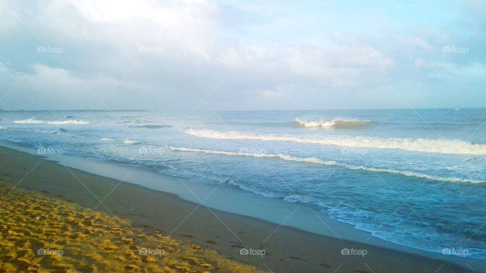 srilankan beach