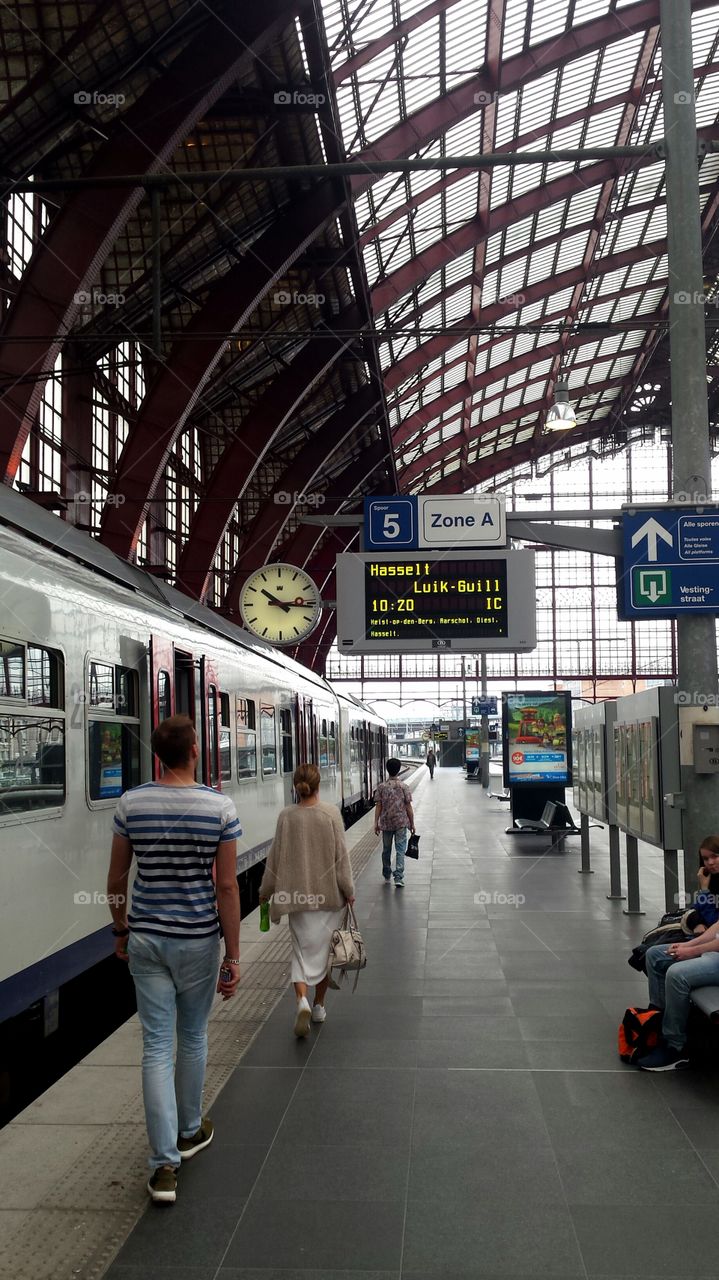 train station of Antwerp