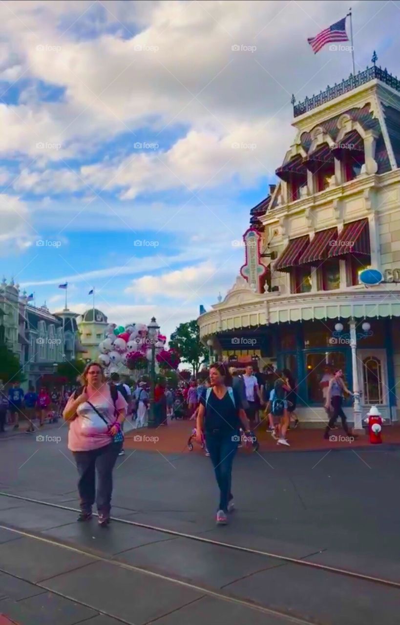 #day1 Everyday Disney World in Orlando Florida.  I have been lost on Disney Properties consecutively since 4/3/19!  You can find it on https://www.facebook.com/selsa.susanna or on IG SelsaCamacho YT SelsaSusanna • Magic Kingdom 4-3-19 Wednesday