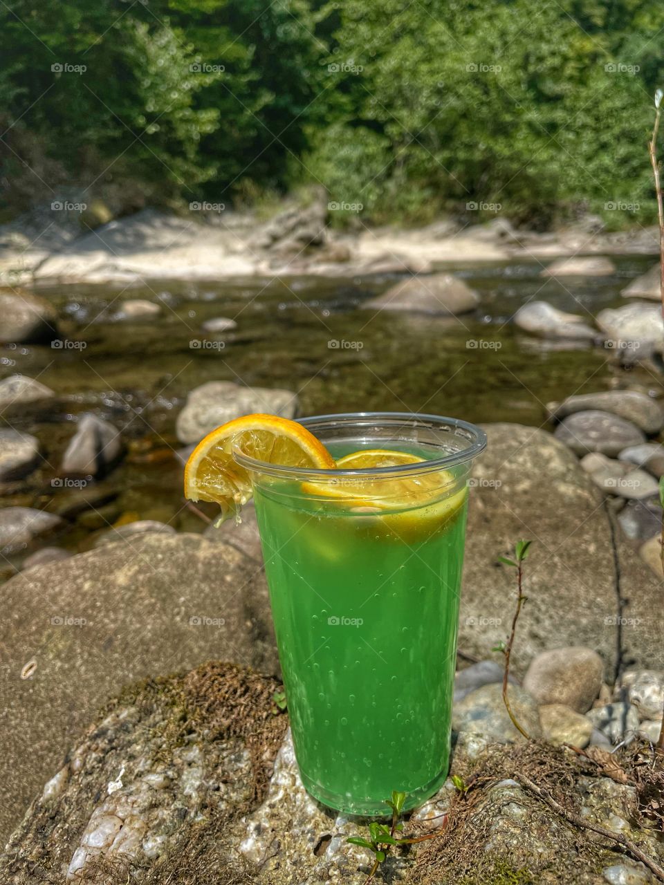 River cocktail