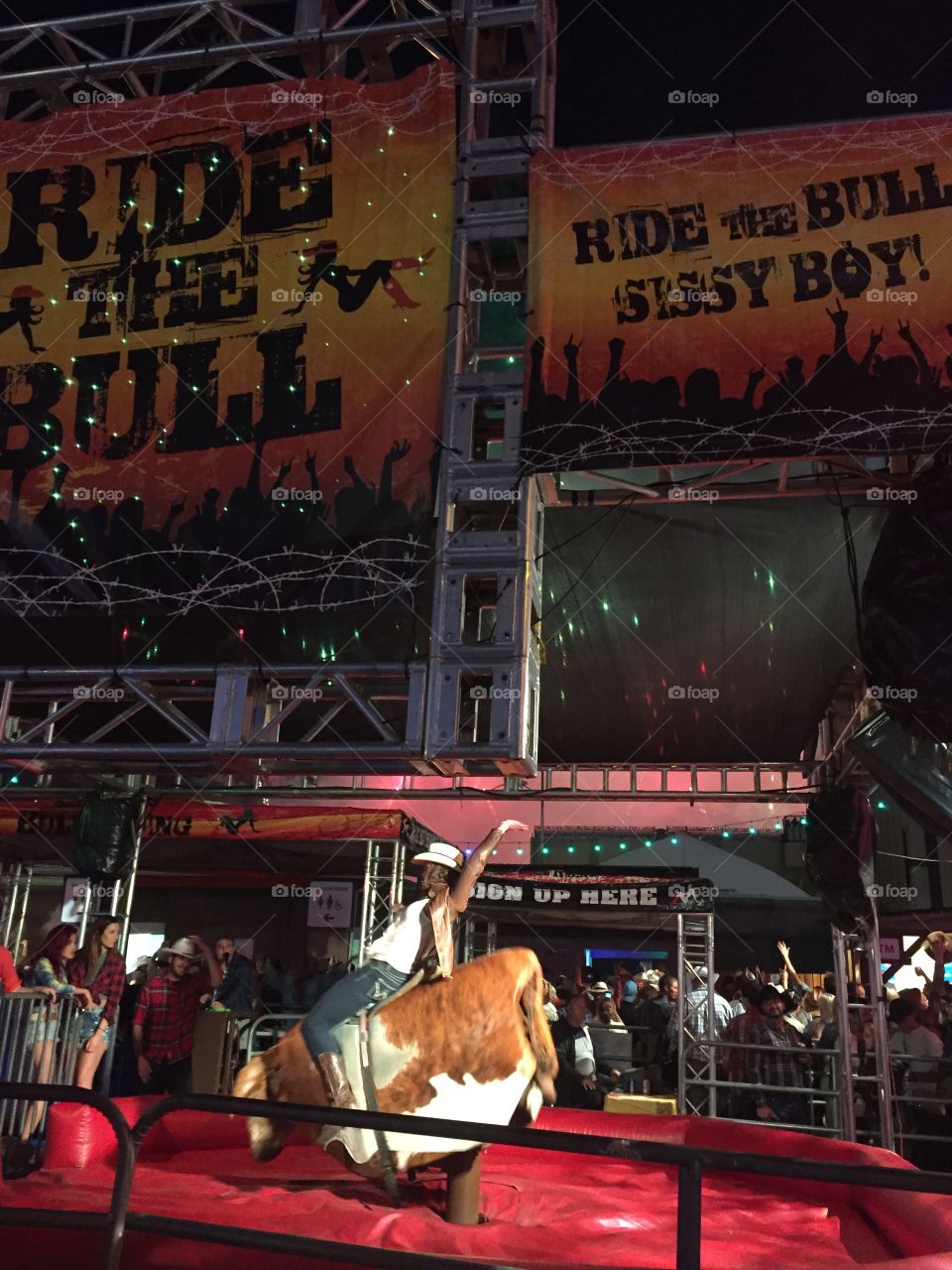 Bull ride