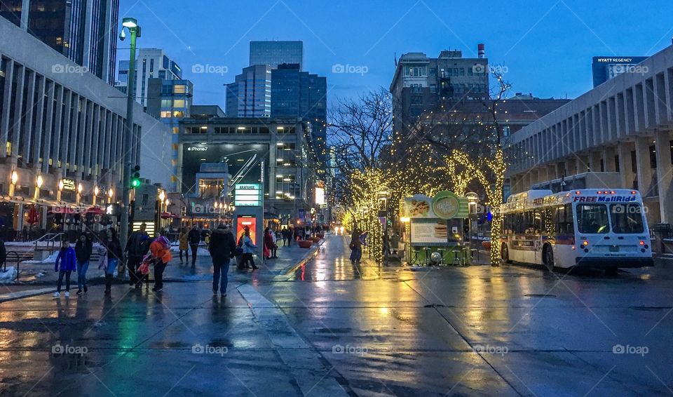 Nightlife on the 16th Street Mall in Denver, CO.