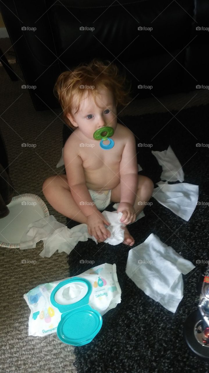 baby making mess