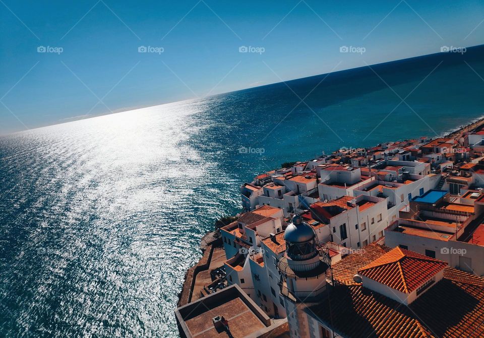 lighthouse and horizon