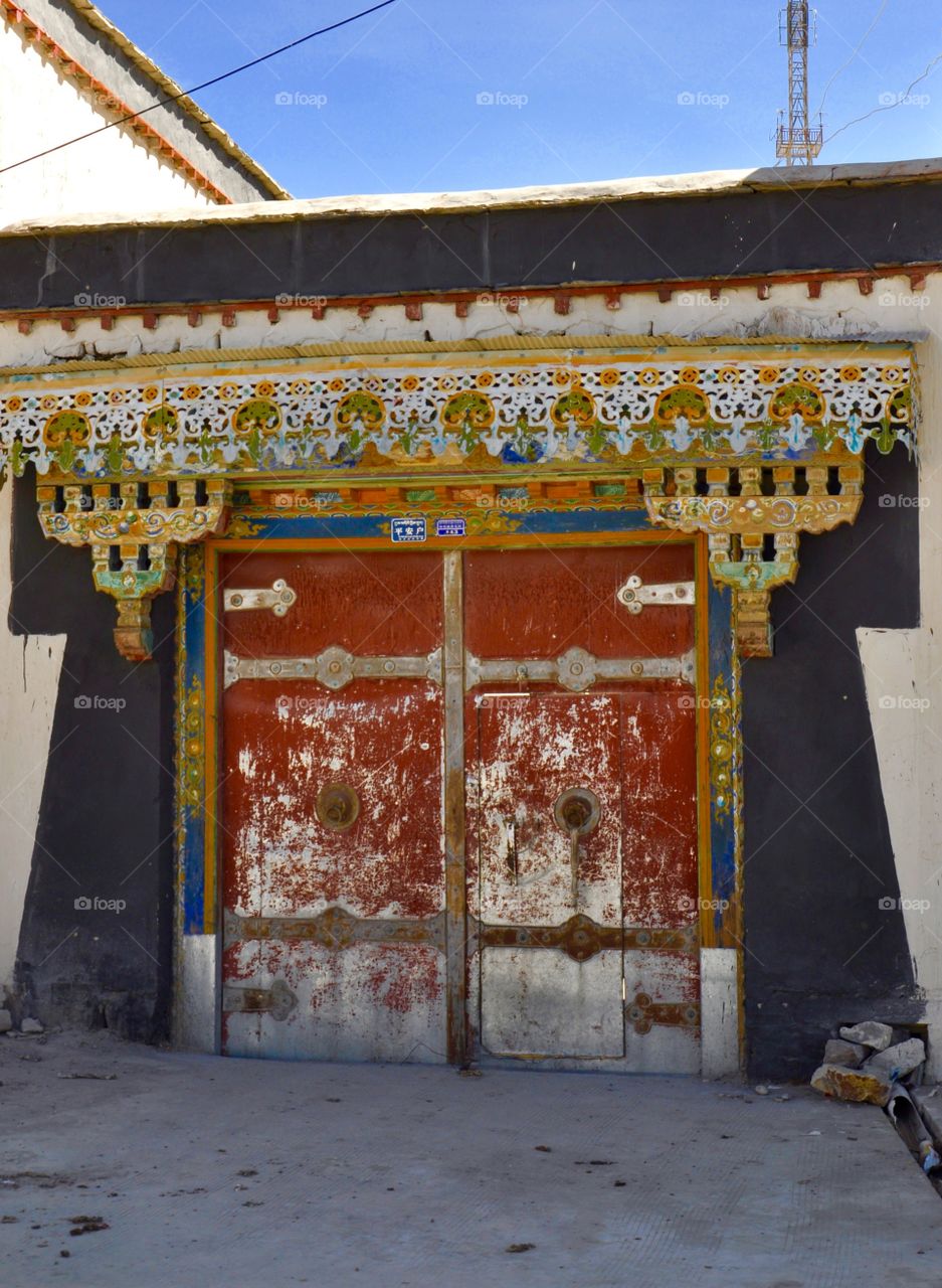 Traditional Tibetan doors 