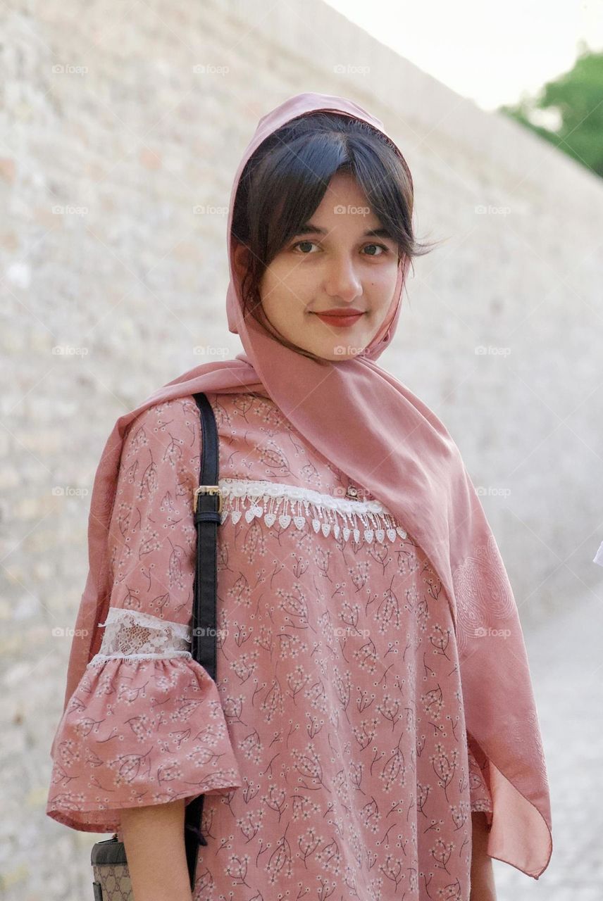 Middle East girls are known for their stunning beauty and unique features. They often have gorgeous dark hair, captivating eyes, and beautiful olive or tanned skin.