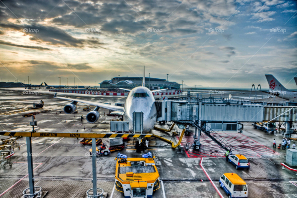 sky flying airport plane by paulcowell