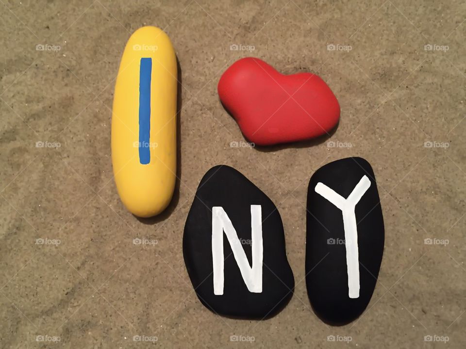 I love New York on colored stones