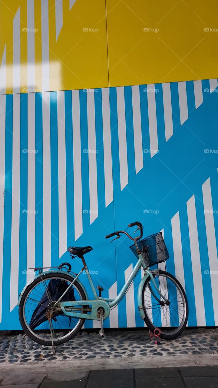 blue bicycle