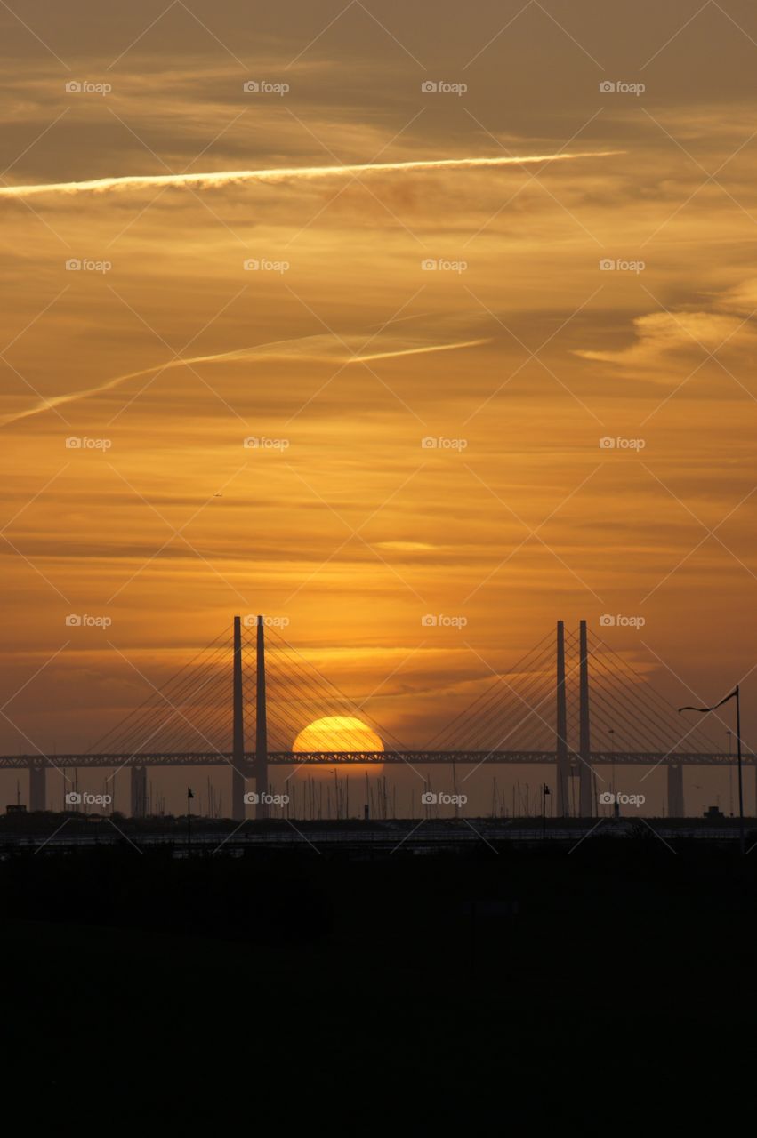 Sunset over the bridge 