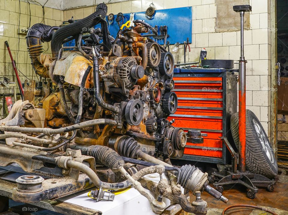 car engine repair in old service