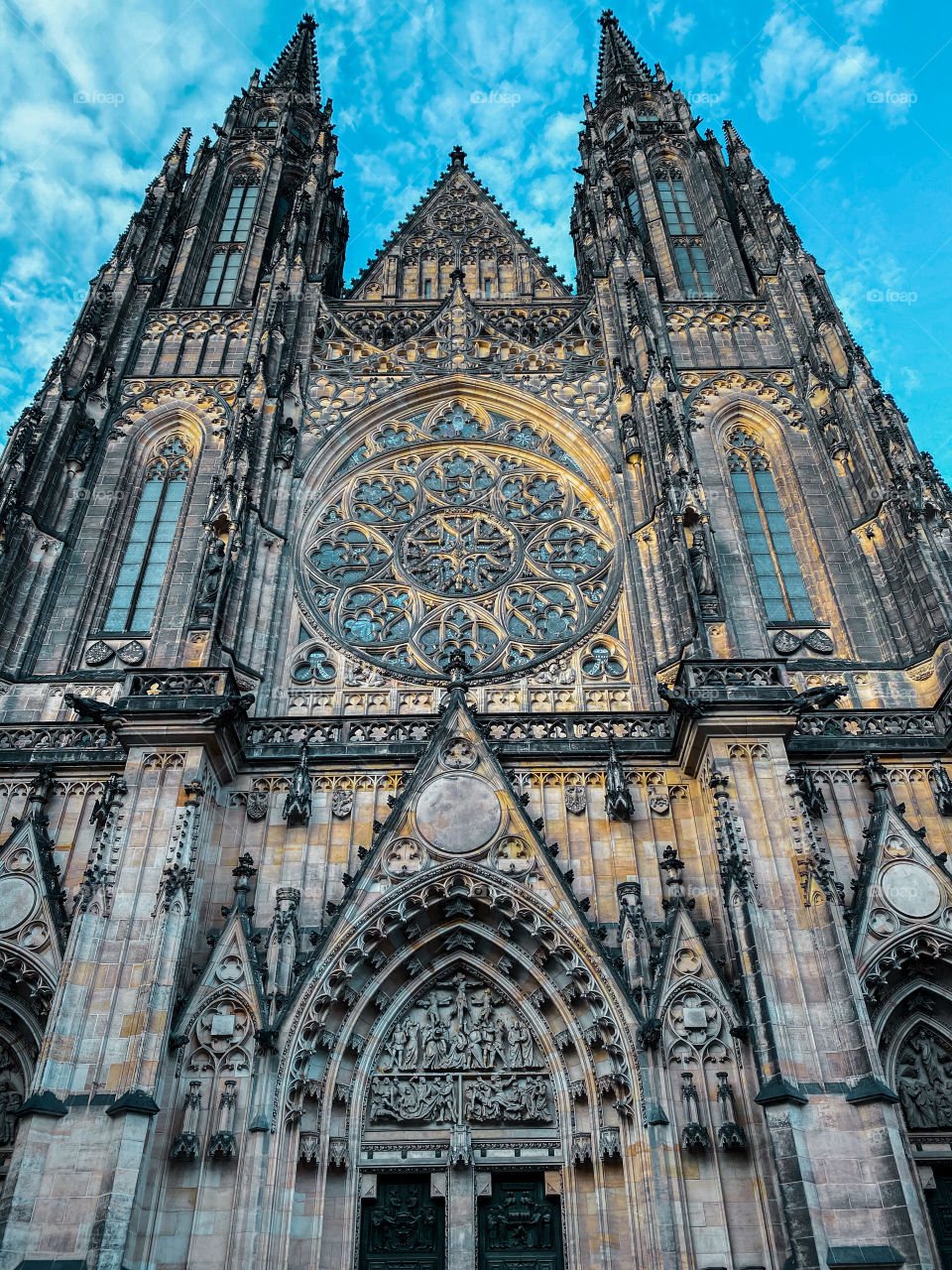 Small souls , big buildings 