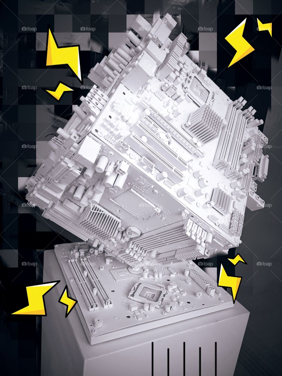 Pop sculpture in white