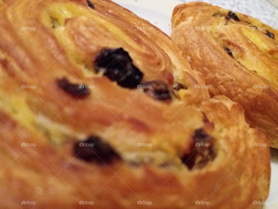 Raisin bread