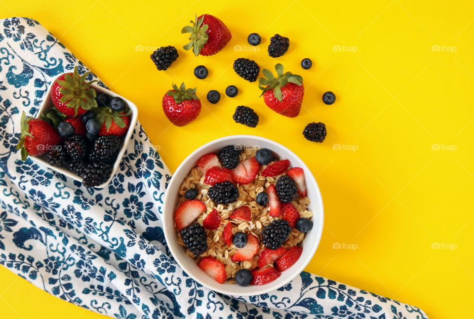 Oatmeal and Fruits