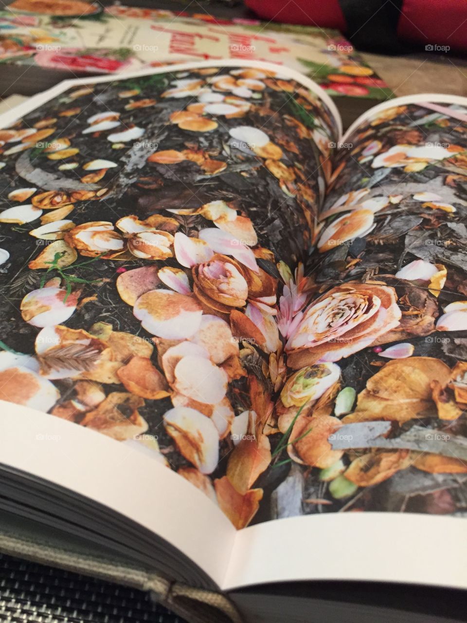 Coffee books && flowers