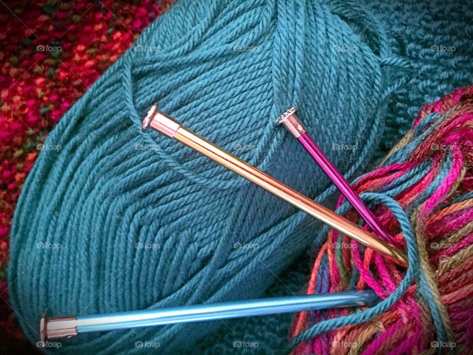 Yarn knitting 