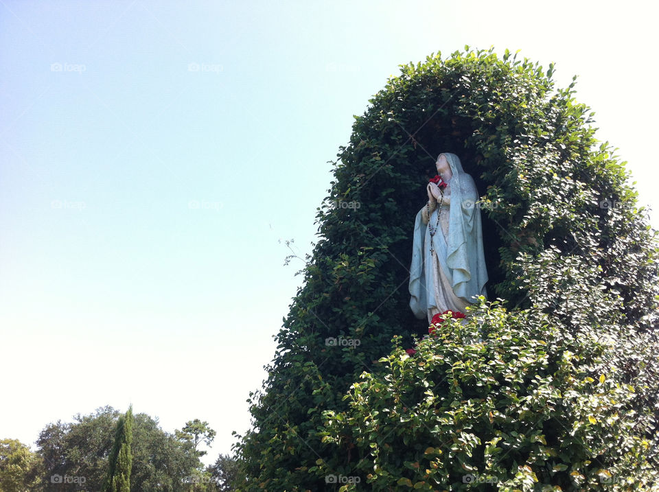 statue religious catholic mary by monolith