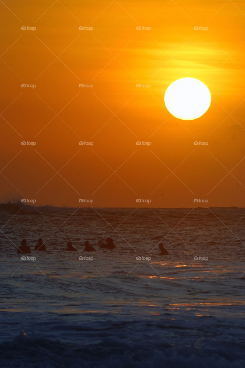 surf, sun and sit