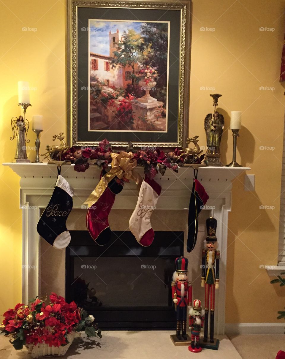 Christmas Fireplace With Stockings 