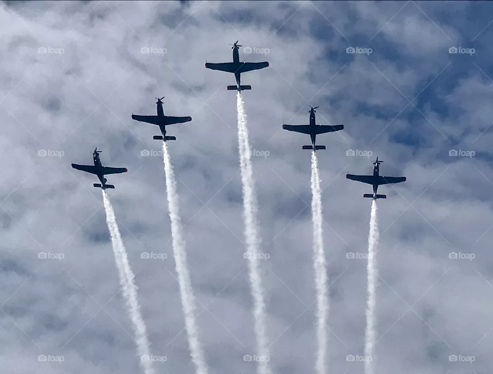 Airplanes 