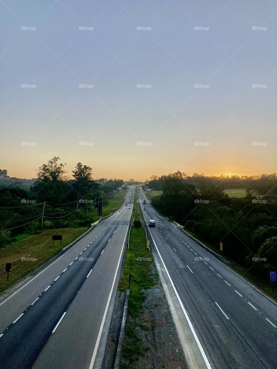 🌄🇺🇸 An extremely beautiful dawn in Jundiaí, interior of Brazil. Cheer the nature! / 🇧🇷 Um amanhecer extremamente bonito em Jundiaí, interior do Brasil. Viva a natureza! 