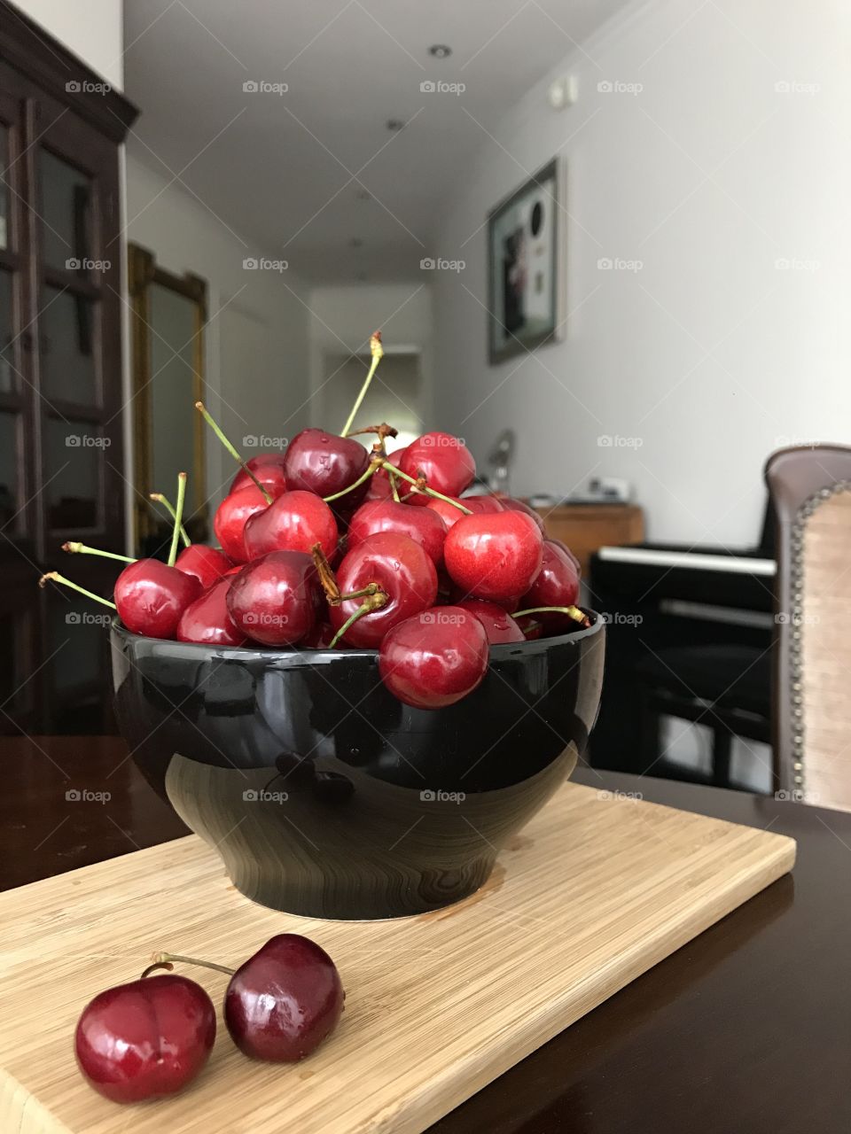 Season of sweet cherries