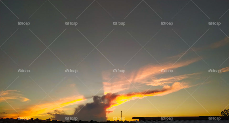 Crepúsculo (após o pôr do sol).