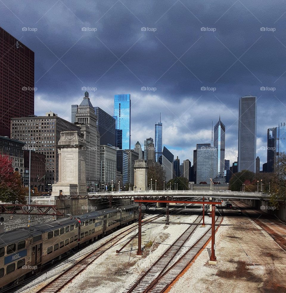railway and the windy city - chicago